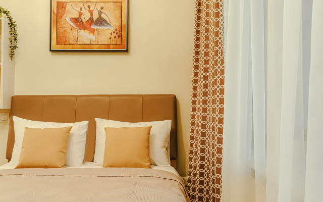 Lalapart Aristocrat s Rabochim Stolom v ZhK Savelovskij Siti Apartments