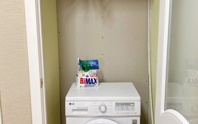 1ka Nevabed V Neboskrebe U Nevy Flat