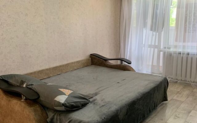 Na Atamanskoy 42B Apartments