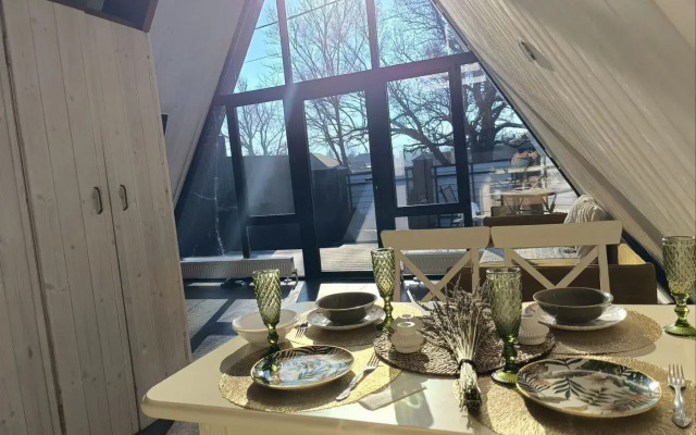 S Chanom Alena_Aframe Chalet