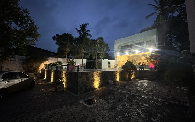 Surf and Ride by Alisher Guest house
