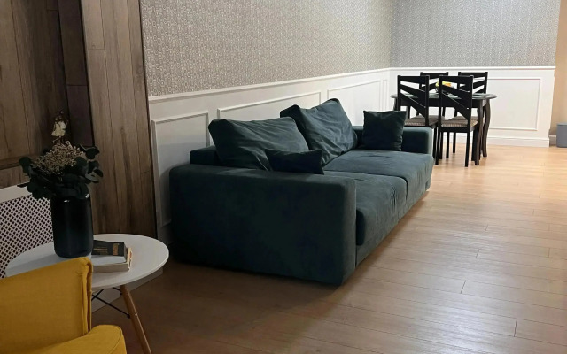 Uyutnaya kvartira v samom tsentre goroda Flat