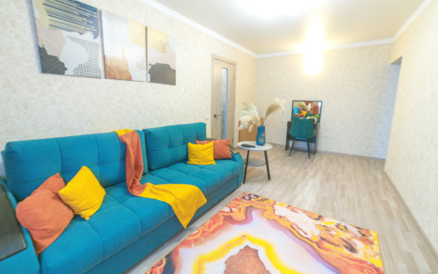 Квартира Трехкомнатная на Куйбышева