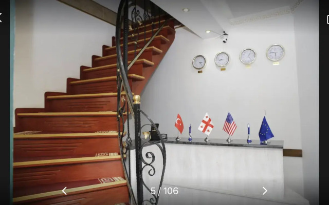 Отель Grand GMP