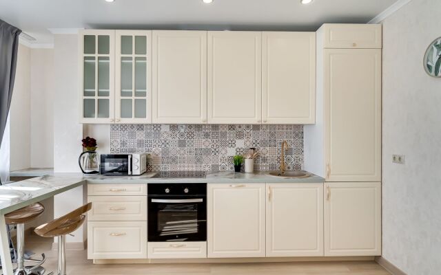 Apartamenty Tihij Don v centre s vidom na gorod s 17 etaza
