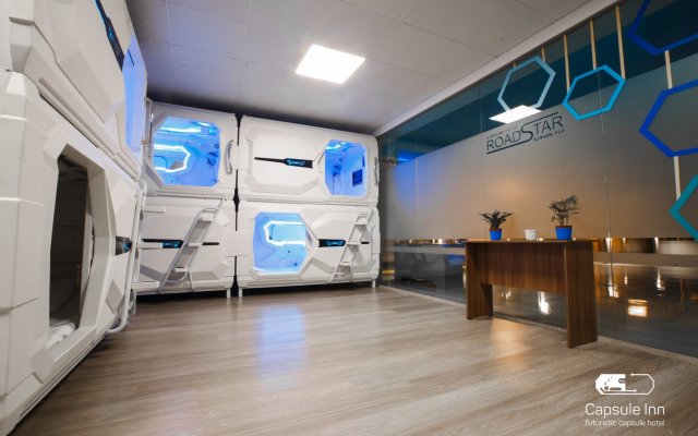 Capsulinn Hotel