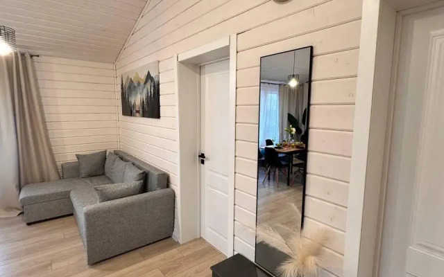499 Private house