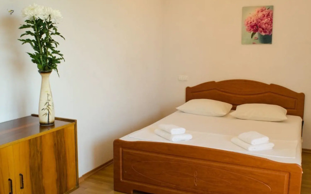 S Dobroy I Myagkoy Enepgetikoj Amango Apartments