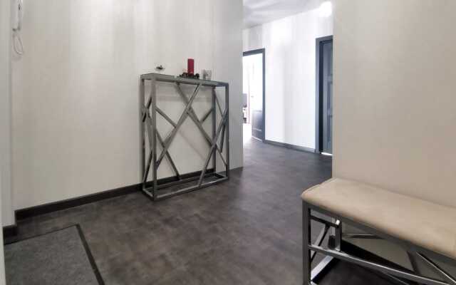 Stilnaya 2-Komn Kvartira Ryadom s Akvaparkom Apartments