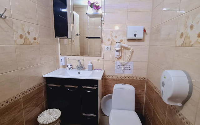 Zolotoy Lev Hotel