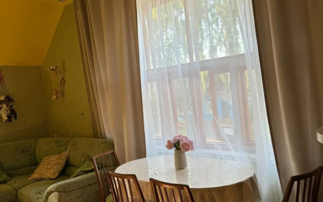S Banej U Zvonnitsyi Monastyirya Privat House