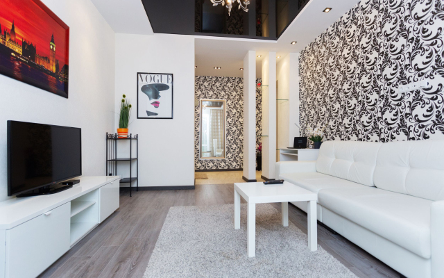Dvukhkomnatnaia V Istoricheskom Tsentre Flat