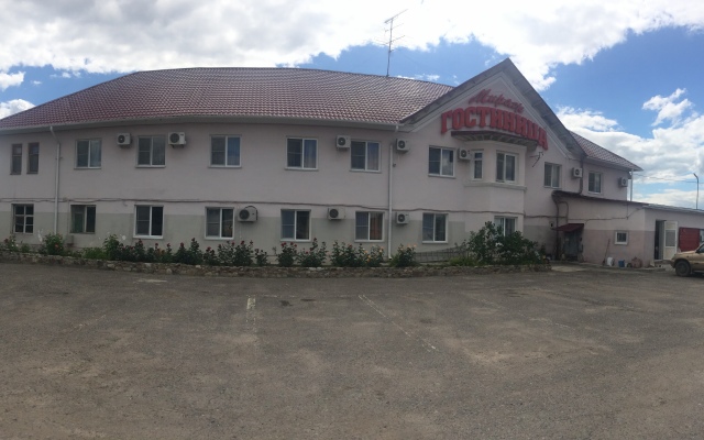 Mirazh Guest House