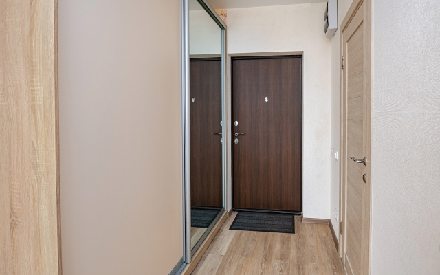 Апартаменты TopHouse на Можжевеловой 18, 103