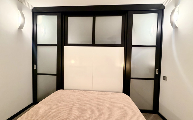 Квартира Лайф Апарт Стильная Евро 2-ка Новорогожская 28