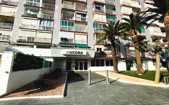 Aventura Seaside Serenity Private House