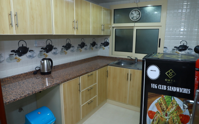 ONYX HOTEL APARTMENTS-MAHA HOSPITALITY GROUP Apartment hotel