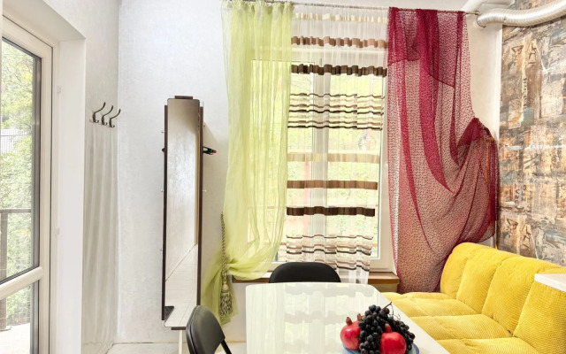 Квартира стильная в горах Ялта