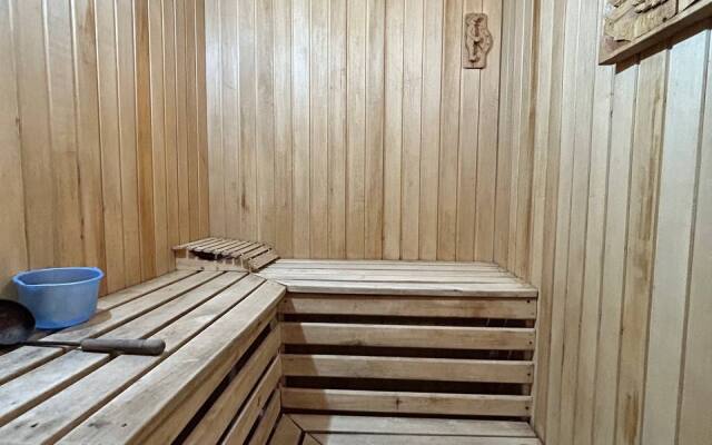 Апартаменты в центре с сауной