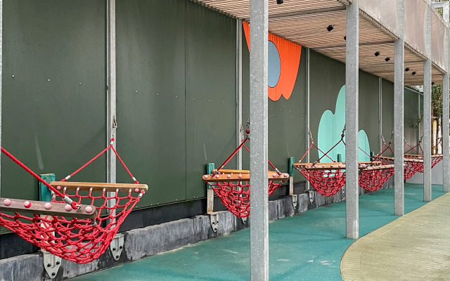 Апартаменты Metro Chic