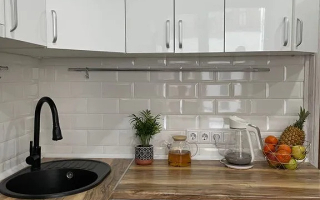 Na Ul. Mukhina 1 Flat