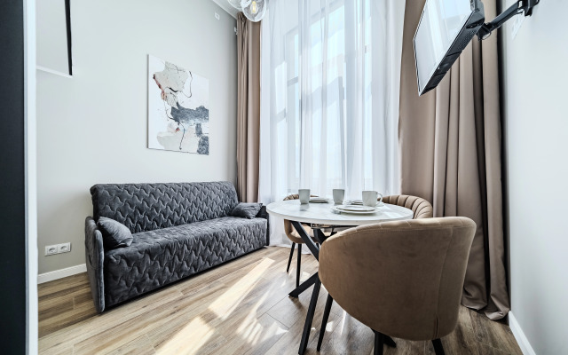 Novaya uyutnaya studiya na Prilukskoy Apartments