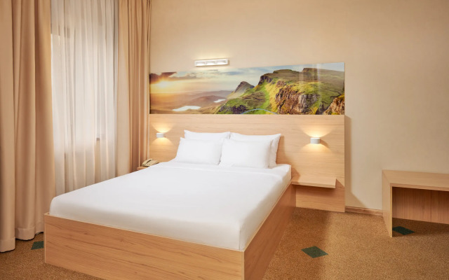 AurA Aquarelle Hotel