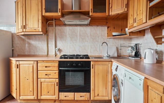 U Metro Prospect Mira ot Comfort home Flat