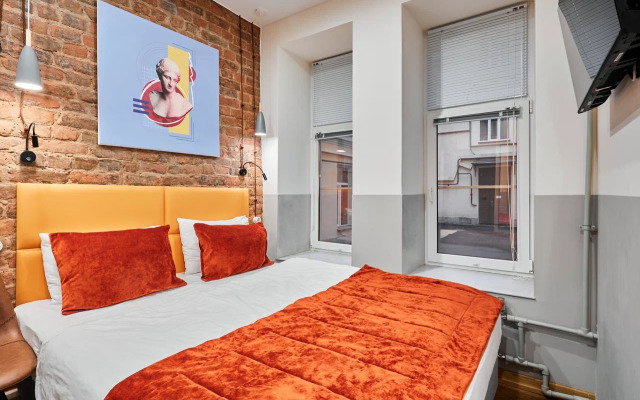 Апартаменты Отельбург на Жуковского 57