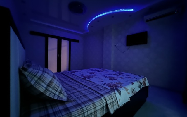 Kvartira Alexhome Rp Sverdlovskiy Mikhaila Marchenko 8 Apartments