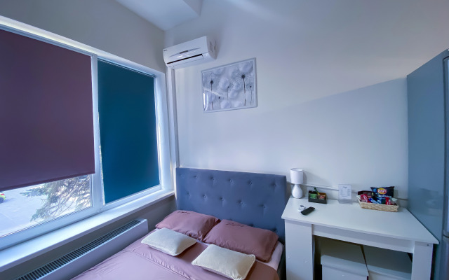 Na 4 Gostey Duet ryadom s Crocus City Apartments
