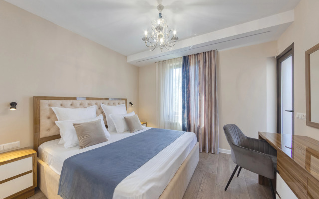 City Center Apartments