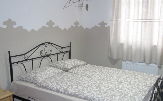 Мебелированные комнаты  Любимые