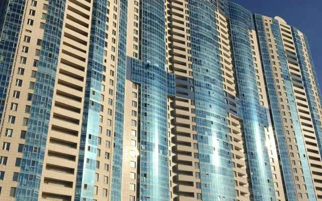 Studiya Na Prospecte Obuhovskoy Oborony Flat
