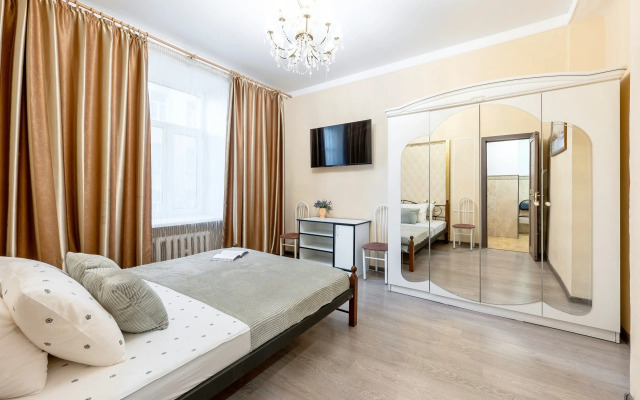 U Moskovskogo Vokzala Flat