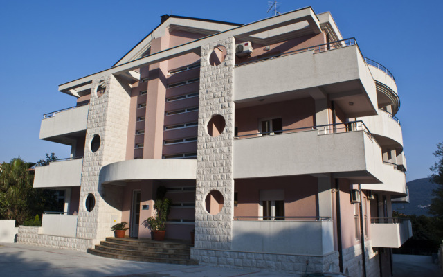 Garni Hotel Milica