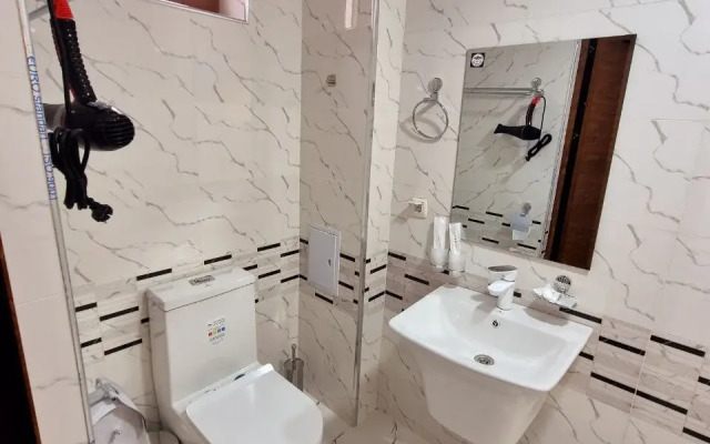 Samarkand Imron Hotel