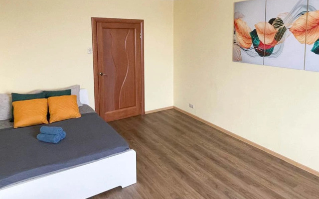 Na Makovskogo 16 Flat