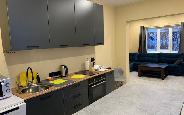 Частный Дом Титан Грей коттедж с 5ю спальнями и сауной