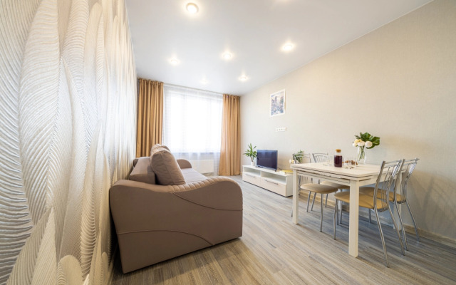 Апартаменты Комфортные двухкомнатные возле ТРЦ Планета 1