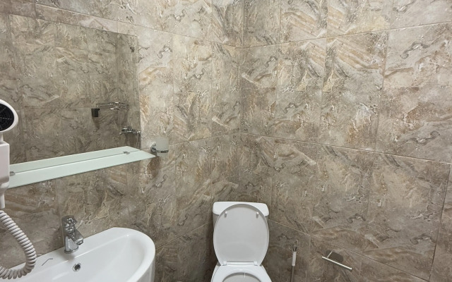 Taraktash Guest house