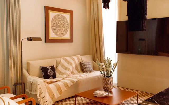 Five Stories by SUOM Guest House