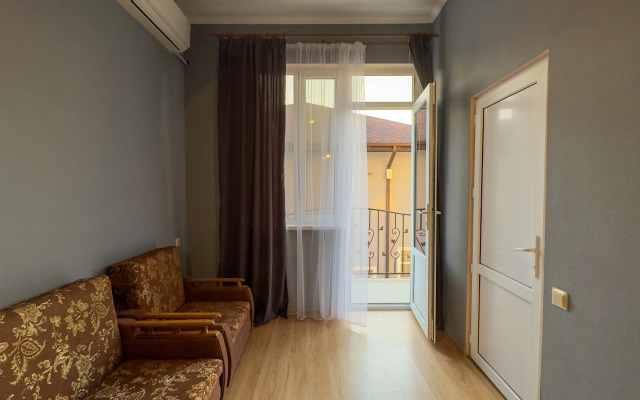 Hotel ELIZA HOTEL