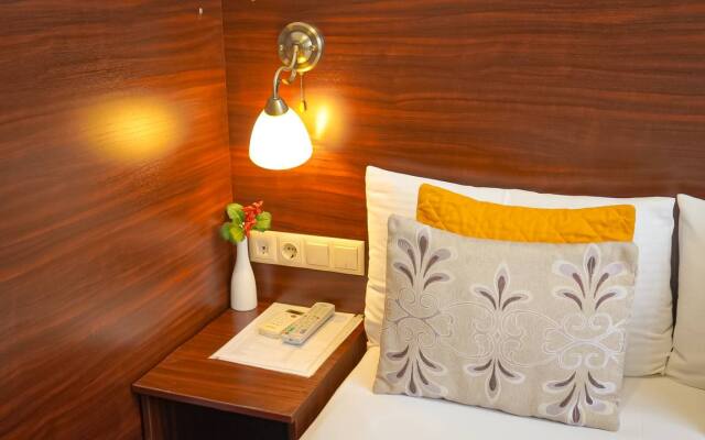 Silk Way Inn