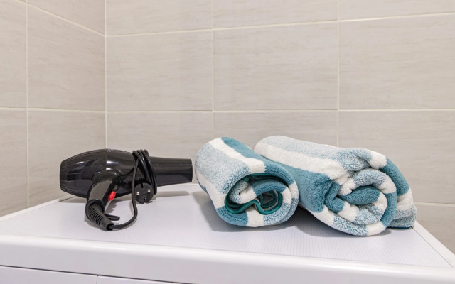 Svetlye I Uyutnye S Dopolnitelnym Spalnym Mestom Apartments