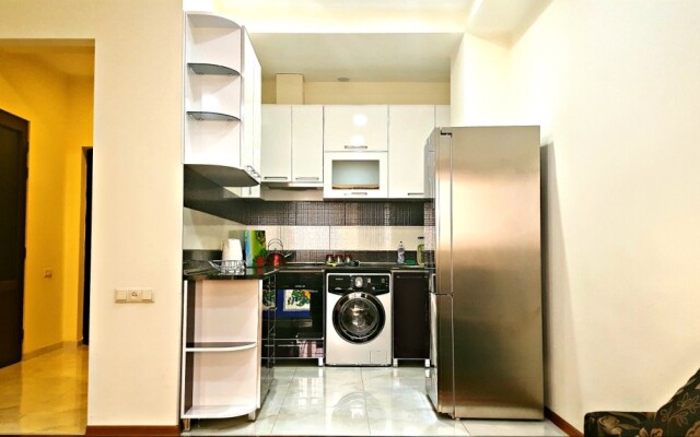 RentInnYerevan Pavstos Buzand 13 Apartments
