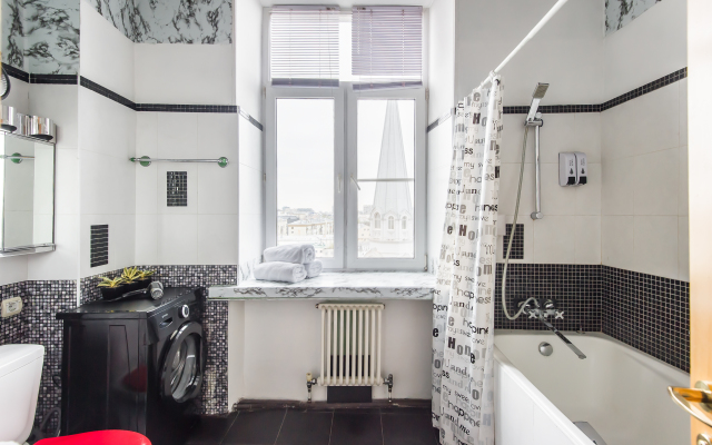 GM Apartments s Vidom na Naberezhnuyu Flat