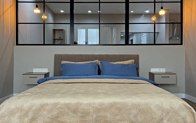 Prostorny Lyuks s Shikarnym Vidom Flat