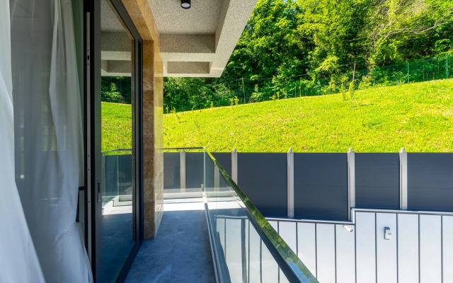 Частный дом 2-х этажный коттедж с дизайнерским ремонтом