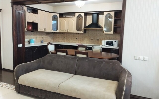 Апартаменты Фешенебельные в Историческом Центре Томска